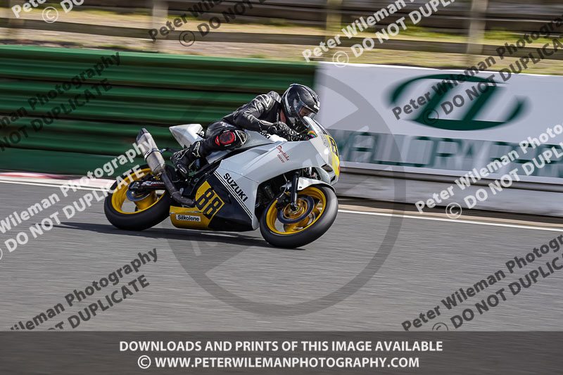 enduro digital images;event digital images;eventdigitalimages;mallory park;mallory park photographs;mallory park trackday;mallory park trackday photographs;no limits trackdays;peter wileman photography;racing digital images;trackday digital images;trackday photos